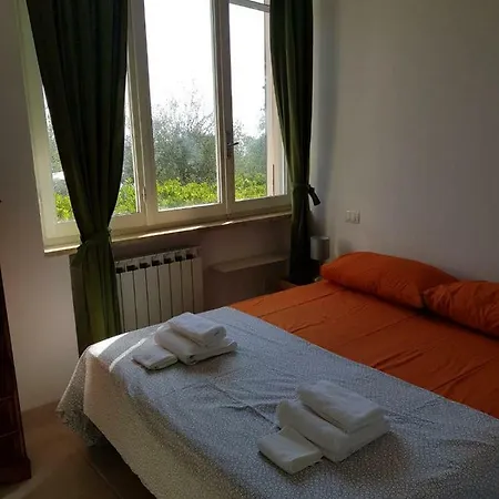 Casa Maralunga ليريسي