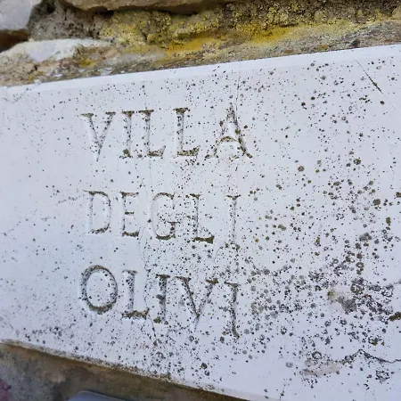 Casa Maralunga بيت للعطل ليريسي