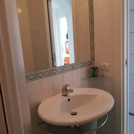 Casa Maralunga بيت للعطل ليريسي