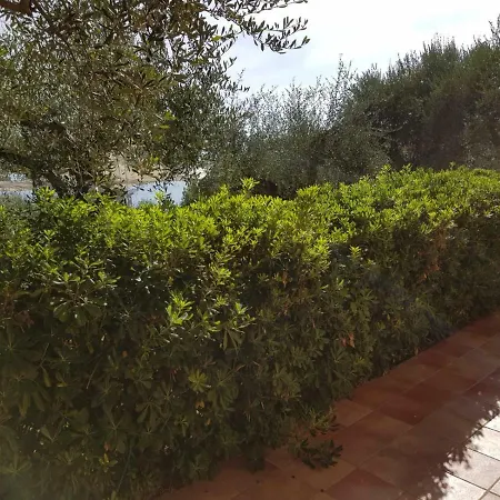 Casa Maralunga ليريسي